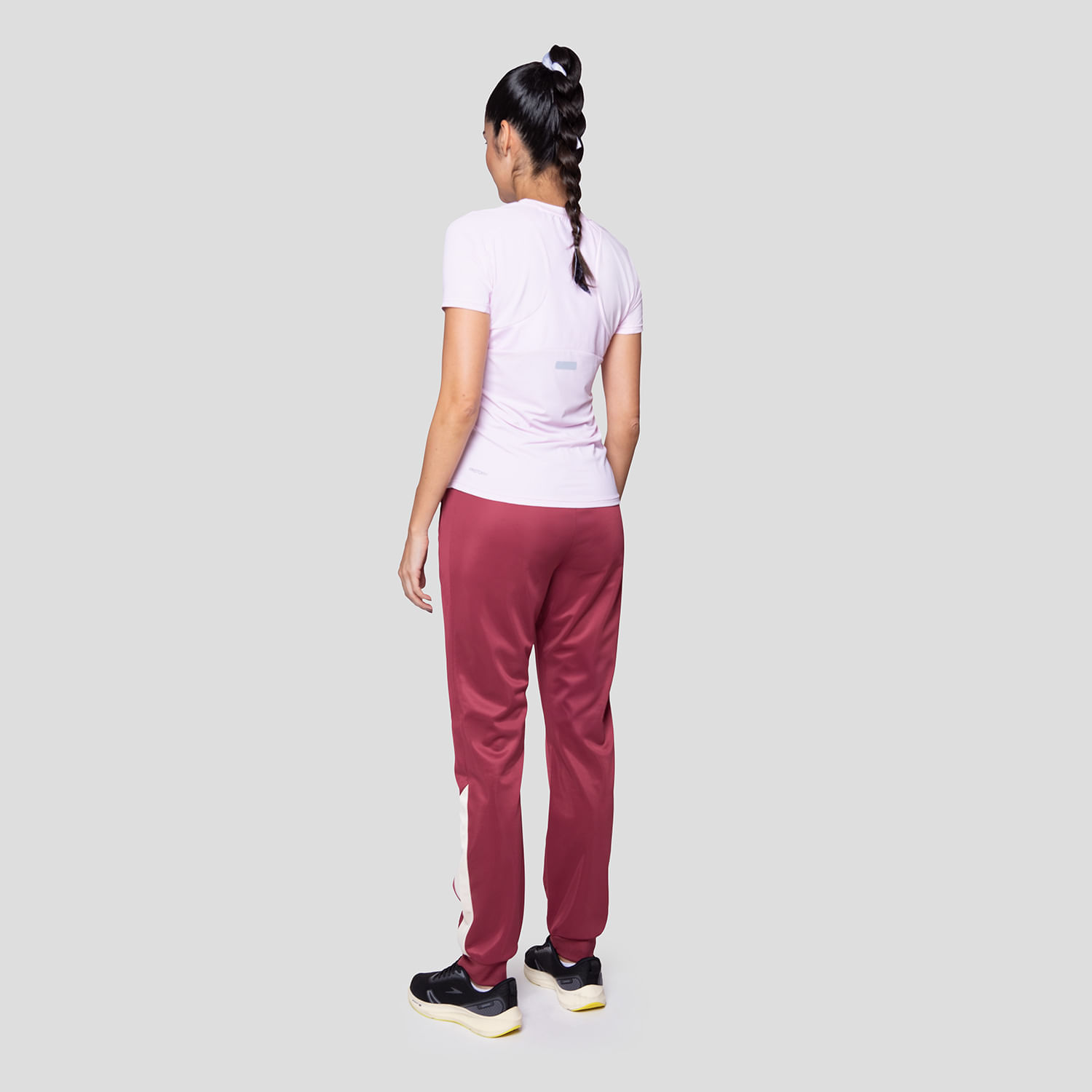 071981_470_2-T-SHIRT-MOVEMENT-RUNNER