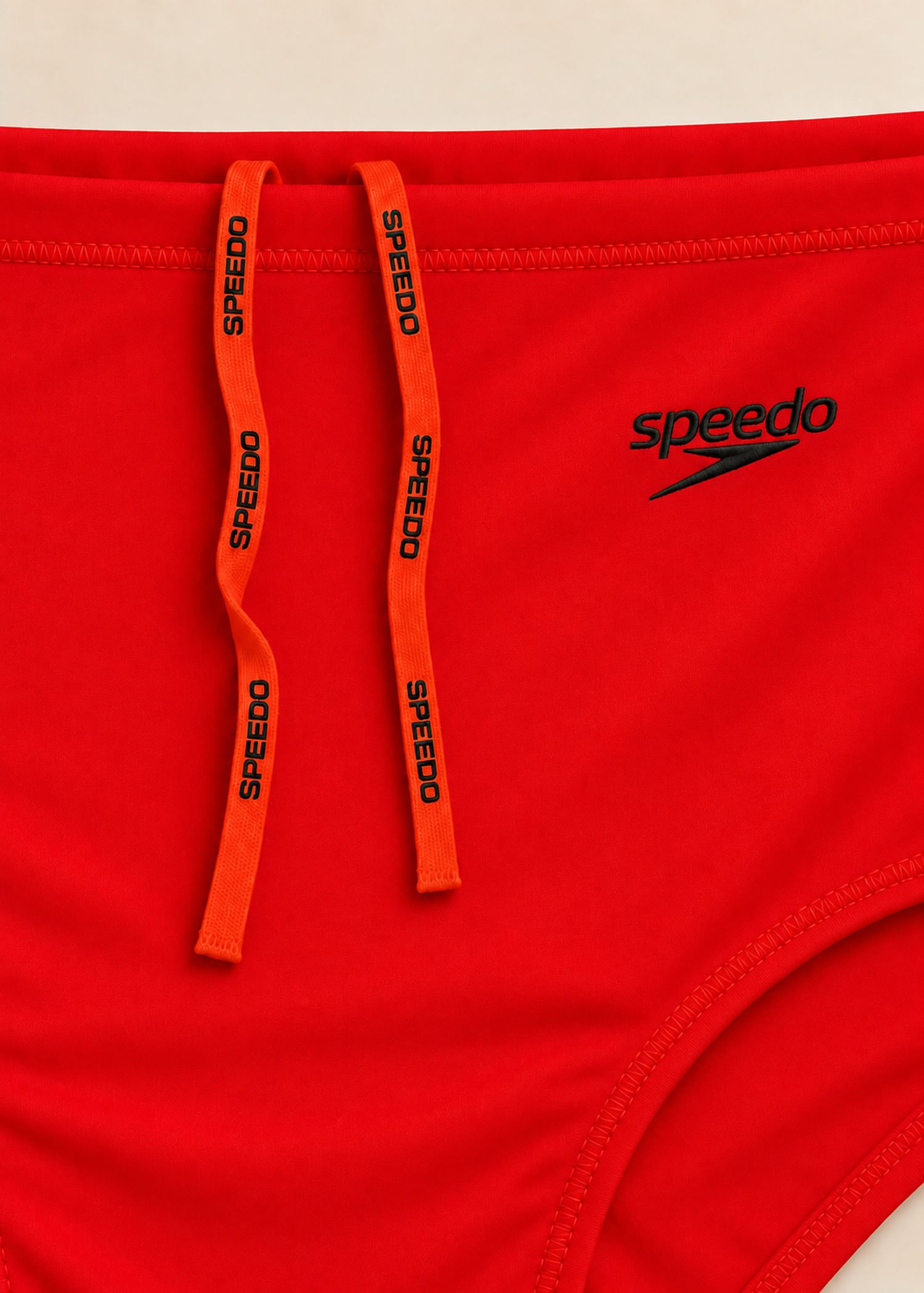 04_Sunga_Tradicional_Solid_Ref_019019_Vermelho_Macro_Vertical